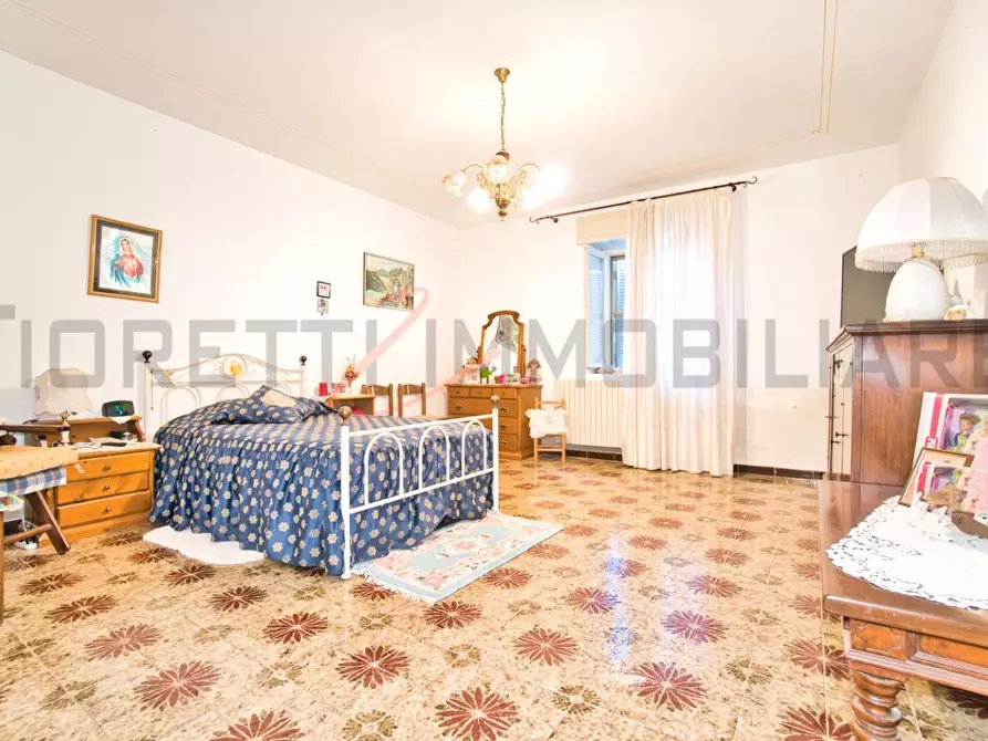 Immagine 14 di Casa semindipendente in vendita  a Campiglia Marittima