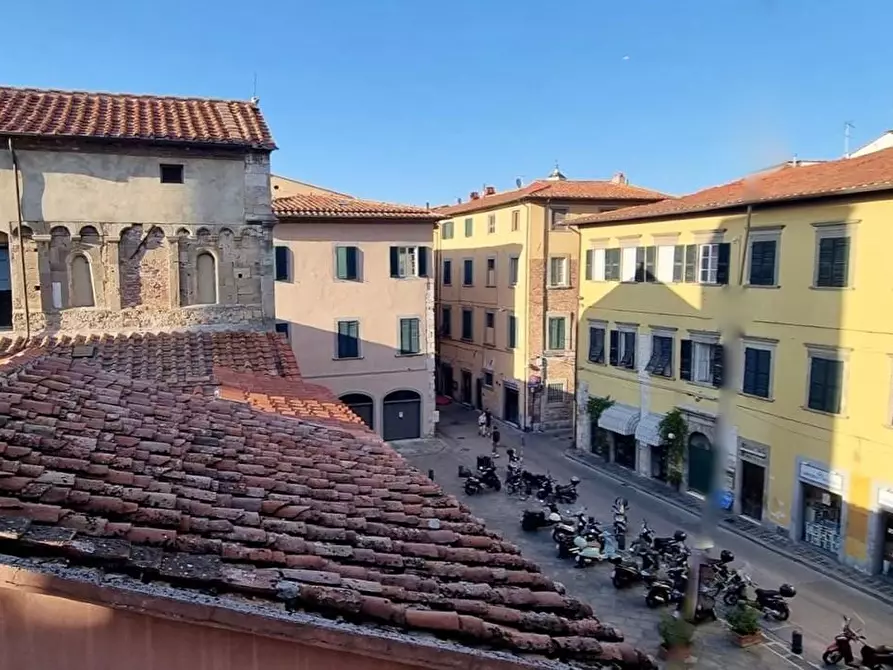 Immagine 16 di Appartamento in vendita  a Pisa
