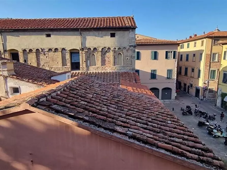 Immagine 17 di Appartamento in vendita  a Pisa