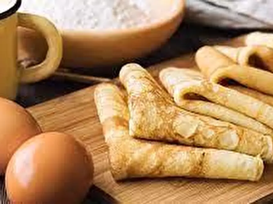 Immagine 2 di Attività commerciale in vendita  a Massa