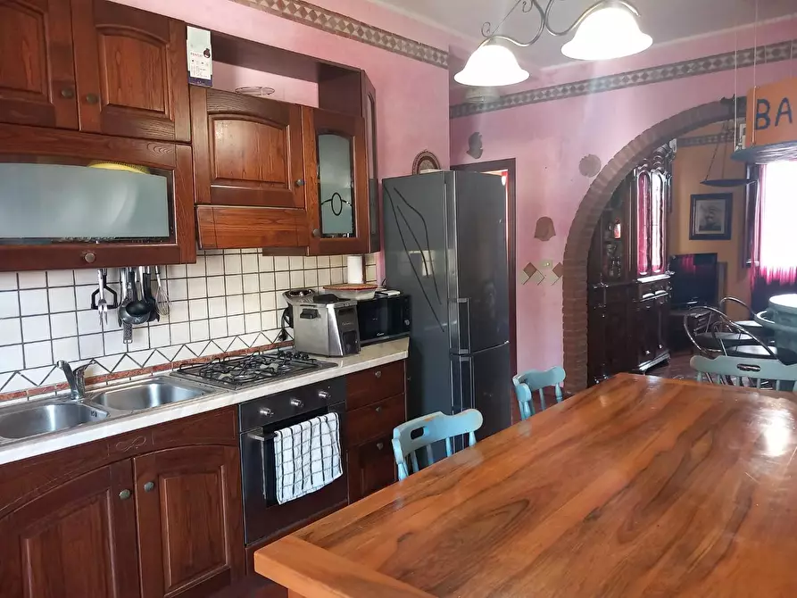 Immagine 15 di Appartamento in vendita  a Rosignano Marittimo