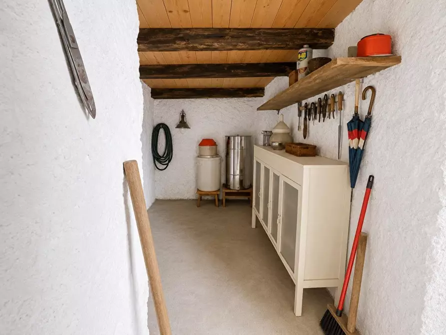 Immagine 23 di Casa semindipendente in vendita  a La Spezia