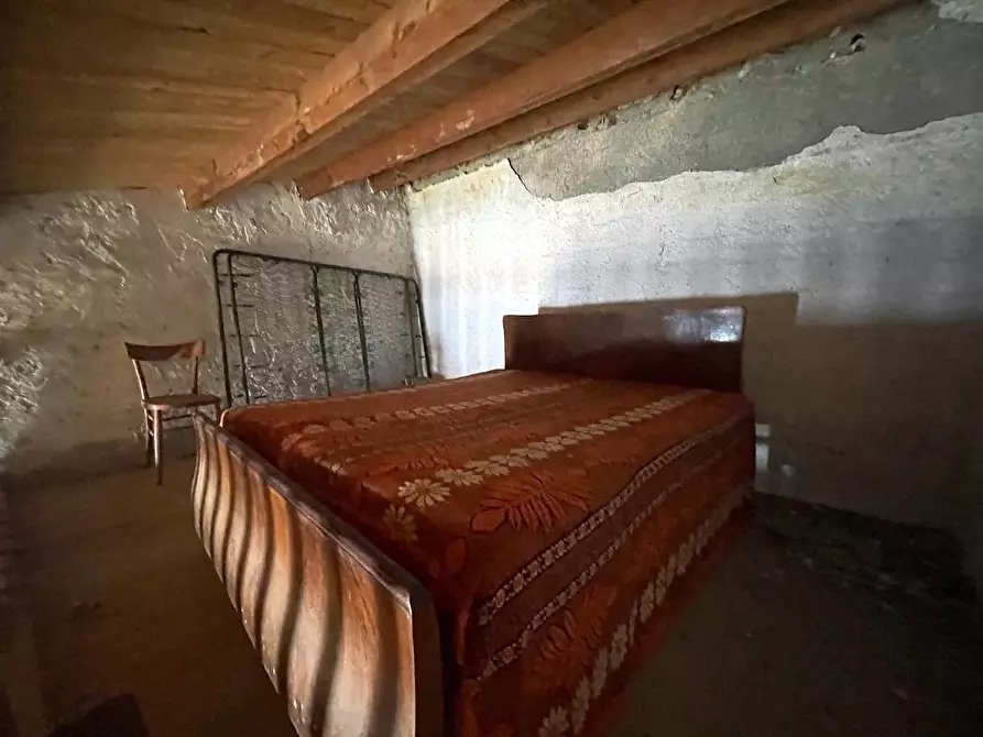 Immagine 29 di Porzione di casa in vendita  a La Spezia