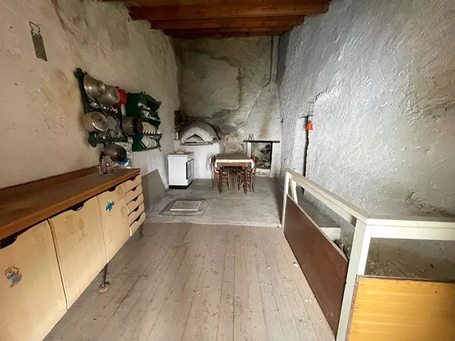 Immagine 14 di Porzione di casa in vendita  a La Spezia