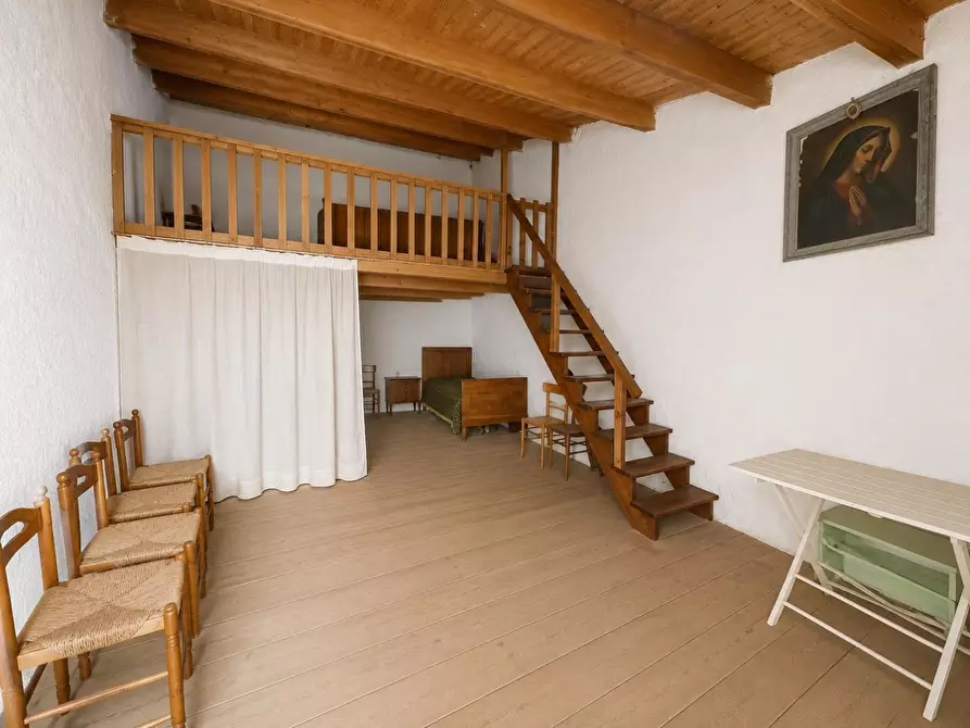 Immagine 17 di Casa semindipendente in vendita  a La Spezia