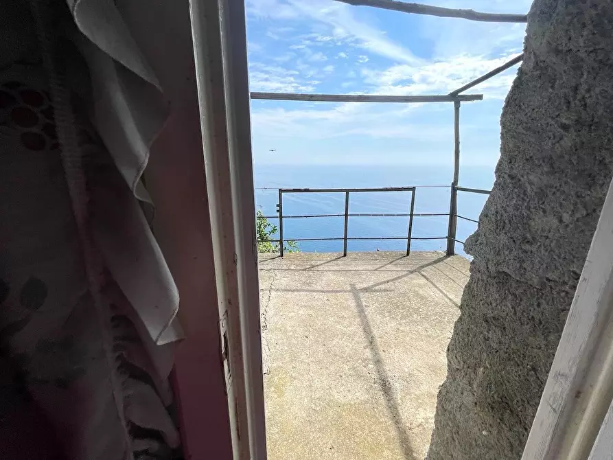 Immagine 18 di Porzione di casa in vendita  a La Spezia