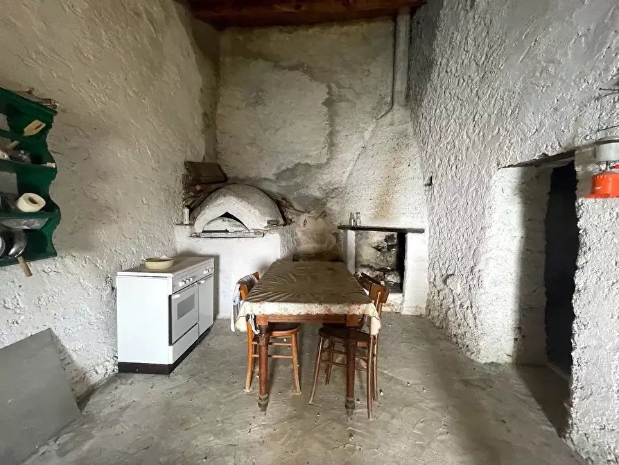 Immagine 15 di Porzione di casa in vendita  a La Spezia