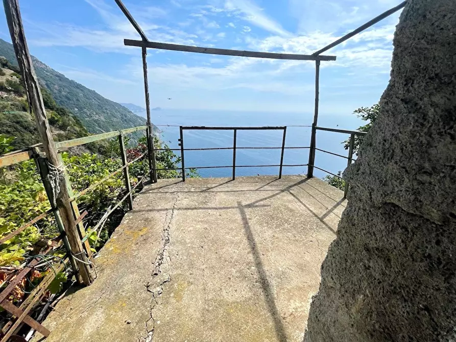 Immagine 19 di Porzione di casa in vendita  a La Spezia