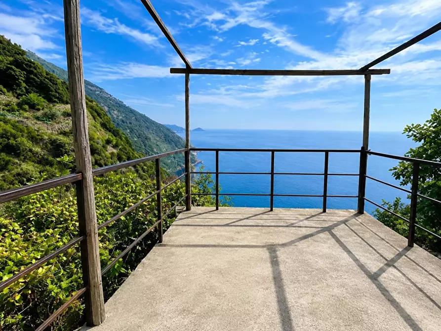 Immagine 2 di Casa semindipendente in vendita  a La Spezia