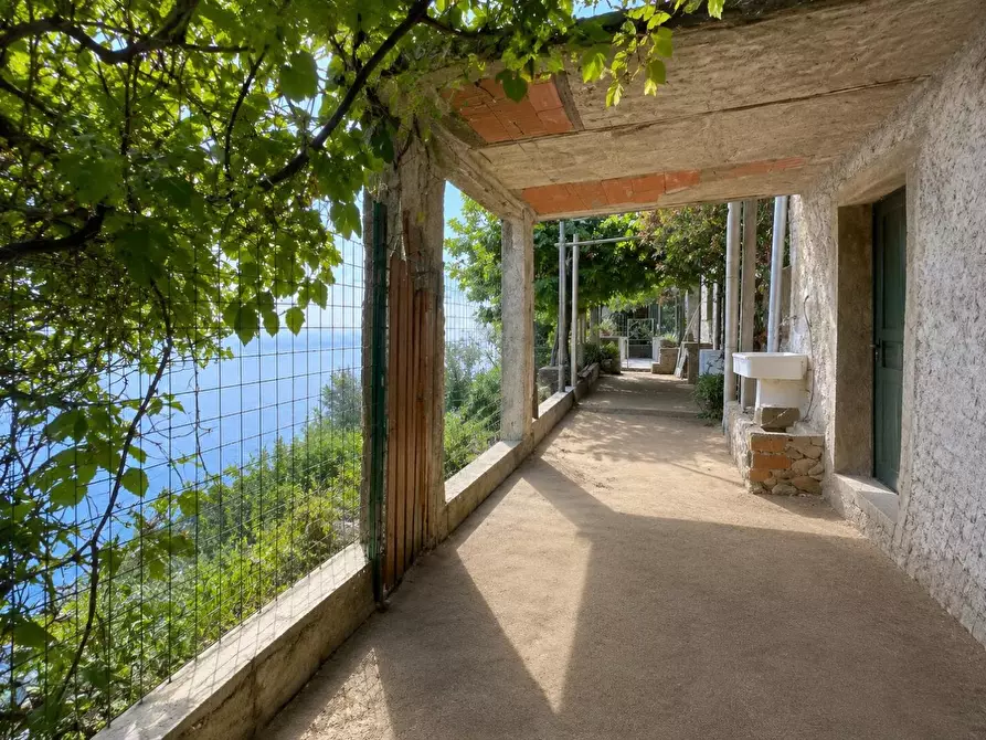 Immagine 6 di Casa semindipendente in vendita  a La Spezia