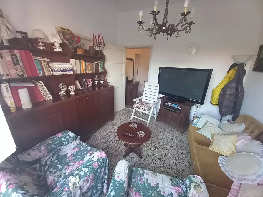 Immagine 6 di Appartamento in vendita  a Rosignano Marittimo