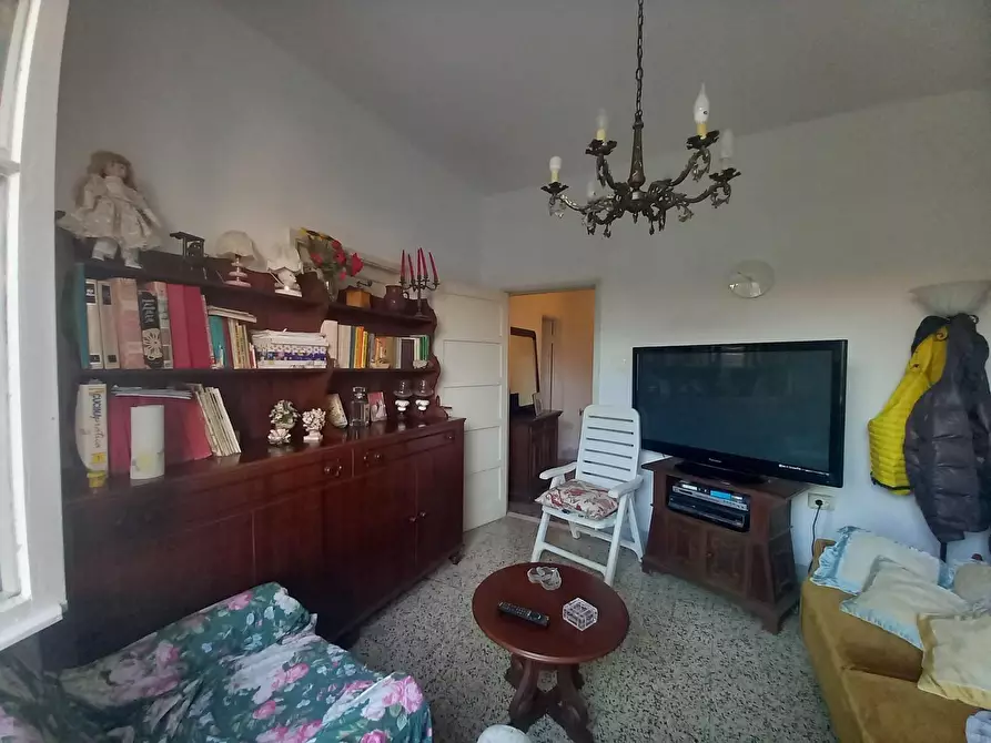 Immagine 3 di Appartamento in vendita  a Rosignano Marittimo