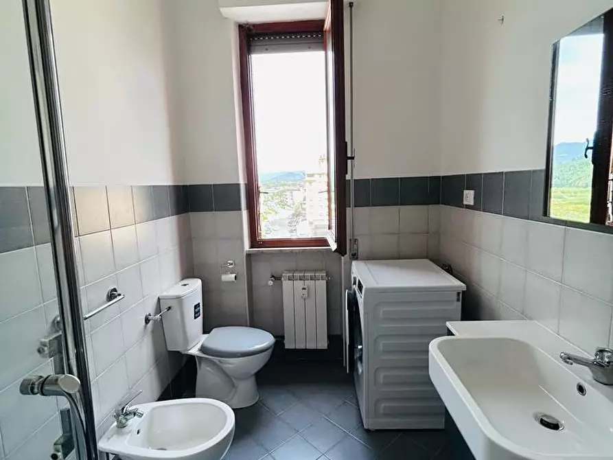 Immagine 12 di Appartamento in vendita  a Aulla