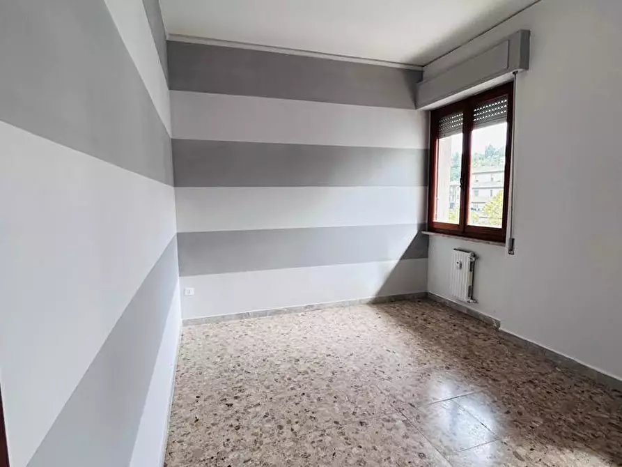 Immagine 8 di Appartamento in vendita  a Aulla