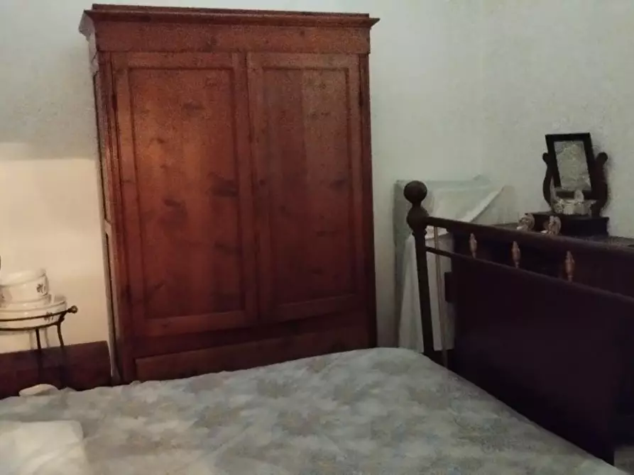 Immagine 8 di Casa colonica in vendita  a Canino