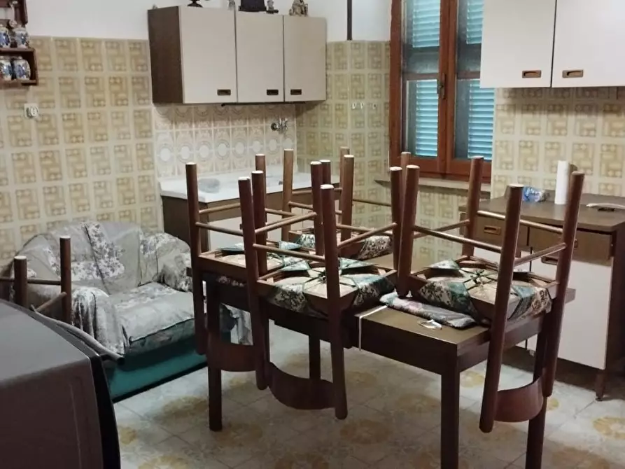 Immagine 5 di Casa colonica in vendita  a Canino