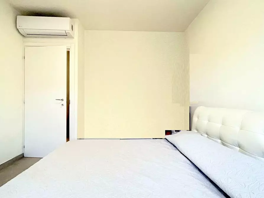 Immagine 30 di Casa bifamiliare in vendita  a Camaiore