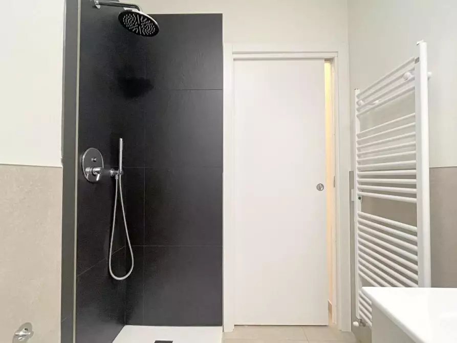 Immagine 12 di Casa bifamiliare in vendita  a Camaiore