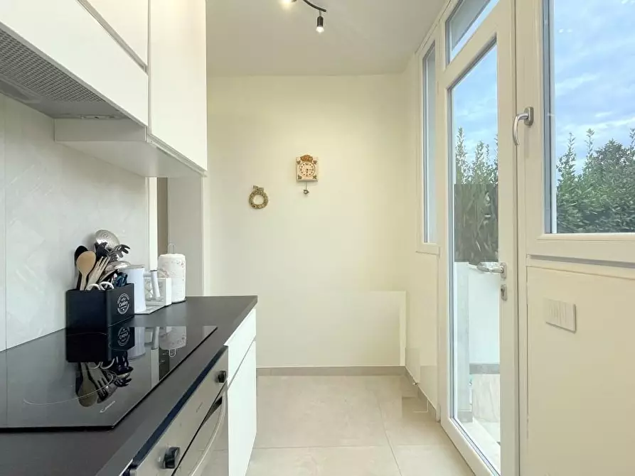 Immagine 8 di Casa bifamiliare in vendita  a Camaiore