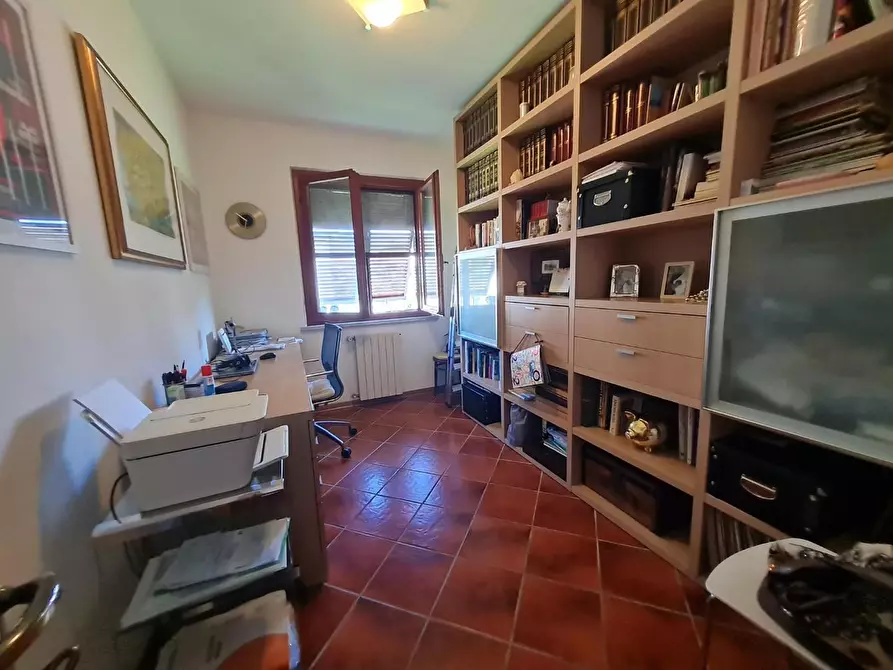 Immagine 40 di Villetta a schiera in vendita  a Campiglia Marittima