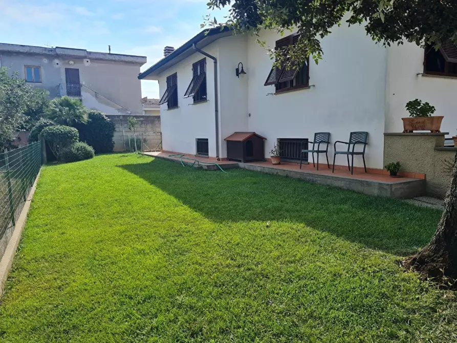 Immagine 29 di Villetta a schiera in vendita  a Campiglia Marittima