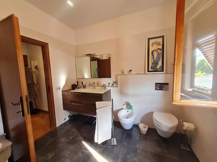 Immagine 42 di Villetta a schiera in vendita  a Campiglia Marittima