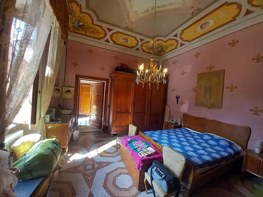 Immagine 26 di Villa in vendita  a Crespina Lorenzana