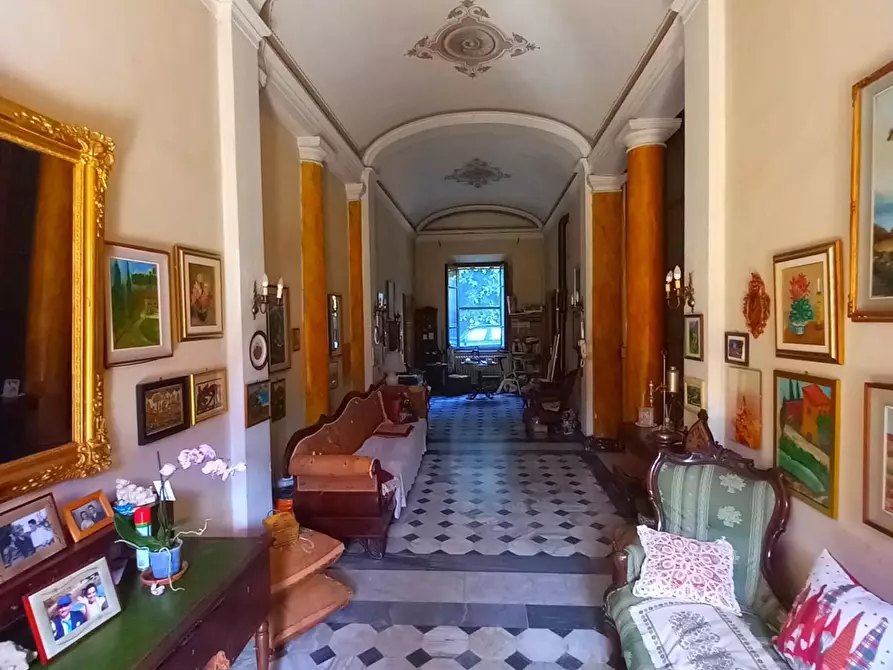 Immagine 25 di Villa in vendita  a Crespina Lorenzana