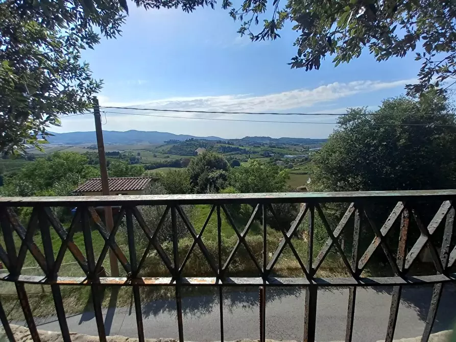 Immagine 24 di Villa in vendita  a Crespina Lorenzana