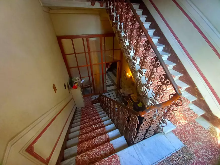 Immagine 33 di Villa in vendita  a Crespina Lorenzana