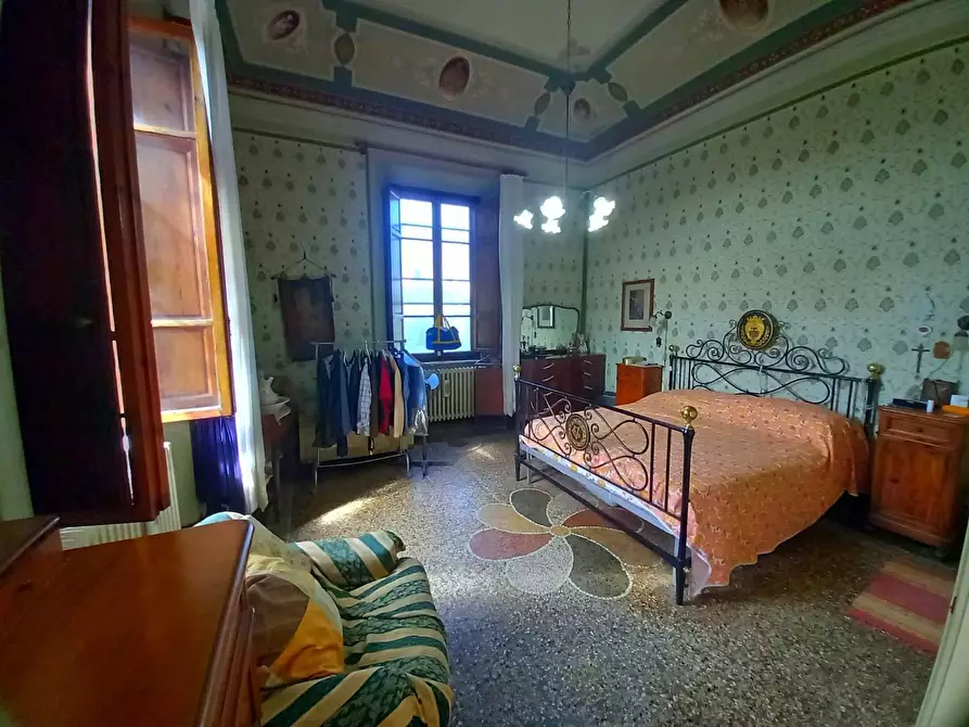 Immagine 29 di Villa in vendita  a Crespina Lorenzana