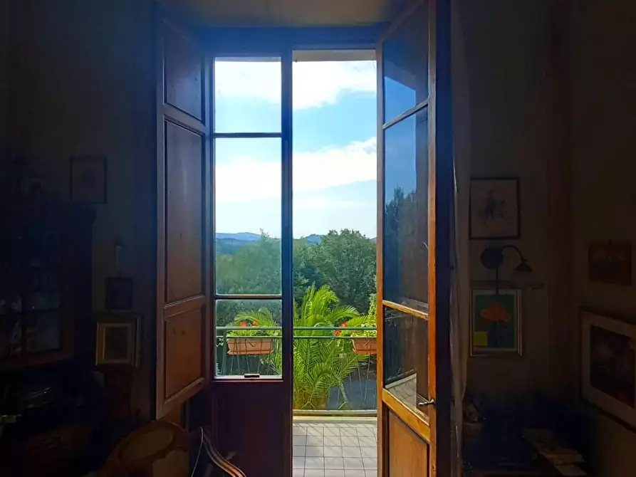 Immagine 42 di Villa in vendita  a Crespina Lorenzana