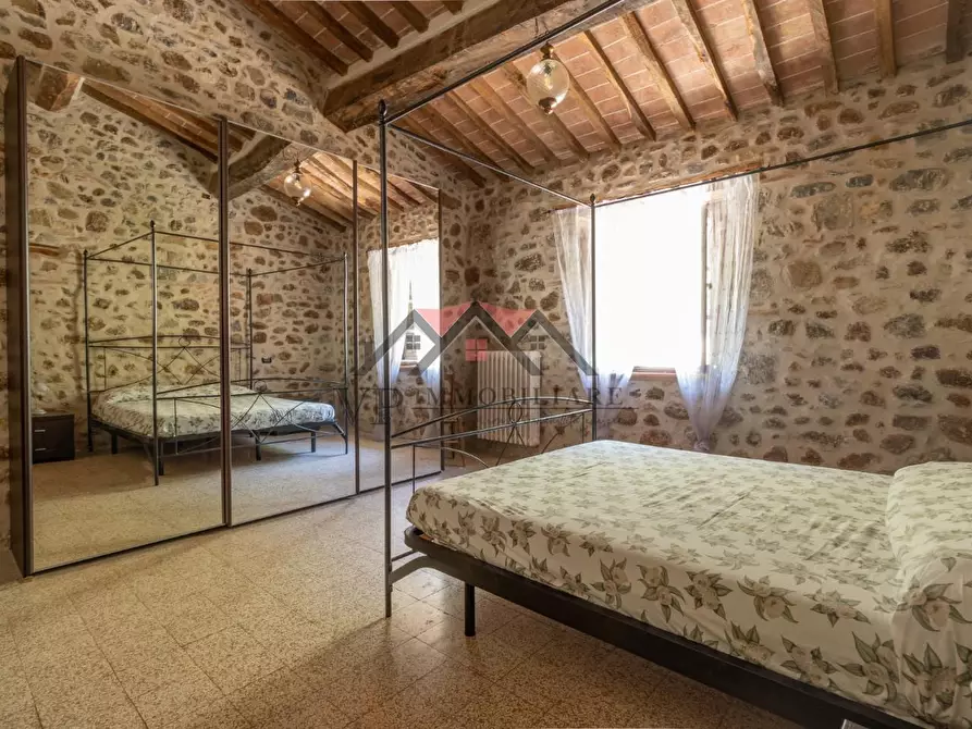 Immagine 58 di Casa colonica in vendita  a Pomarance