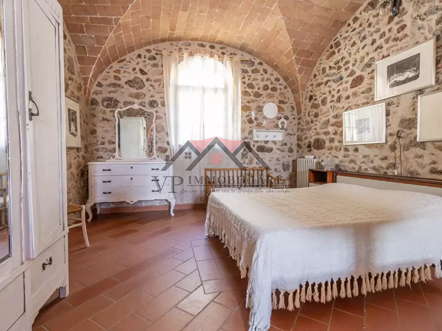 Immagine 36 di Casa colonica in vendita  a Pomarance