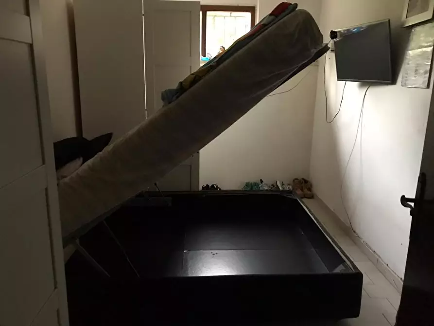 Immagine 22 di Casa bifamiliare in vendita  a Bientina