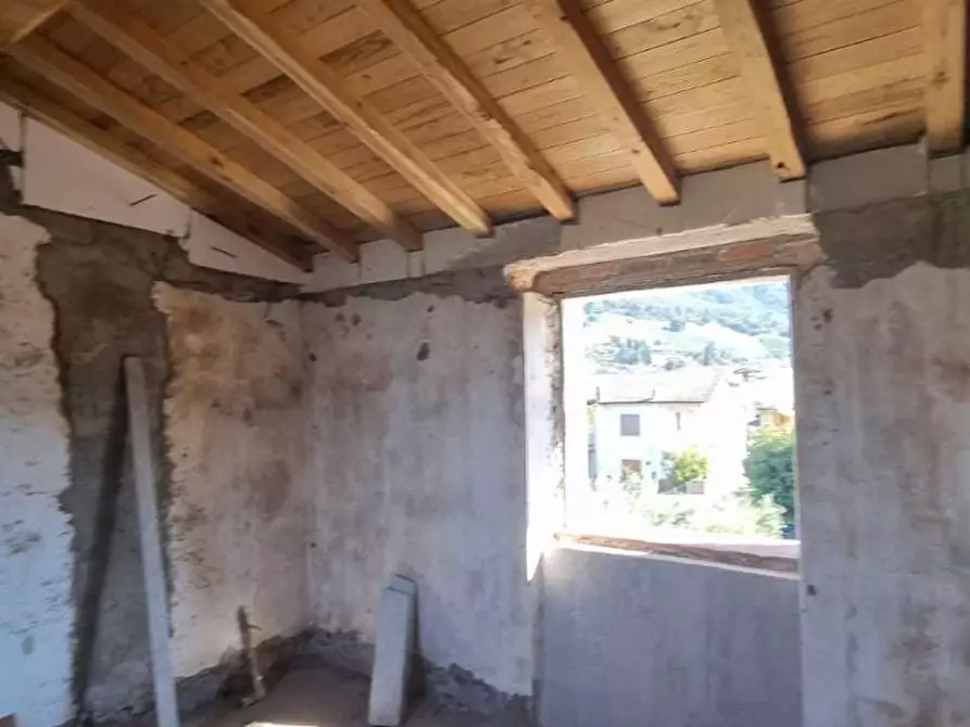 Immagine 24 di Casa semindipendente in vendita  a Montignoso