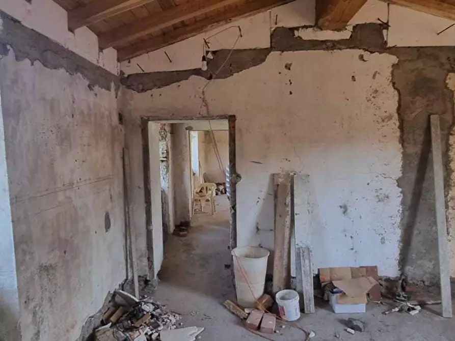 Immagine 22 di Casa semindipendente in vendita  a Montignoso