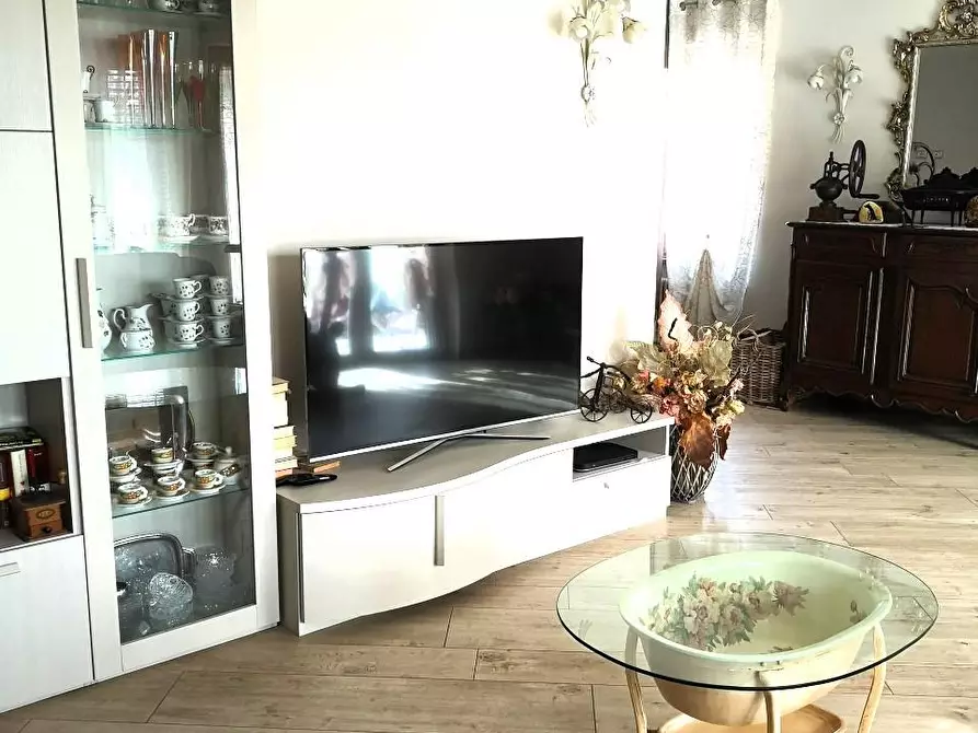 Immagine 6 di Villa in vendita  a Fosdinovo