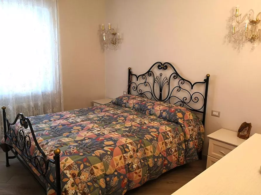 Immagine 20 di Villa in vendita  a Fosdinovo