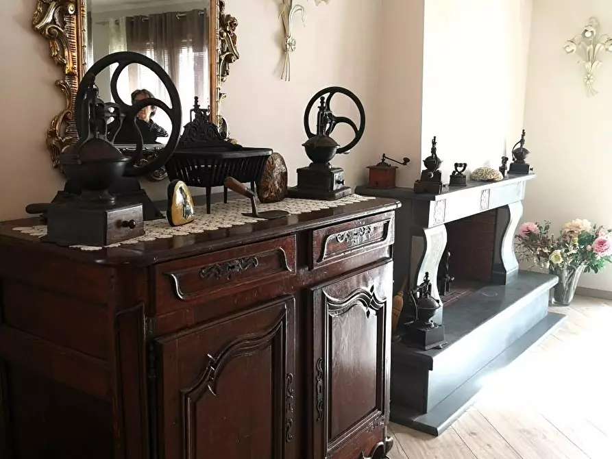 Immagine 13 di Villa in vendita  a Fosdinovo