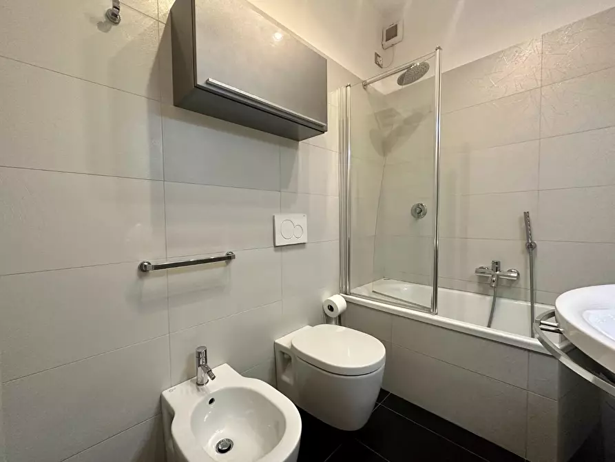 Immagine 44 di Appartamento in vendita  a Lucca