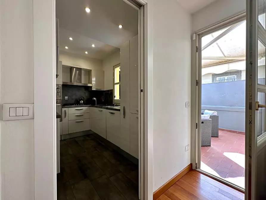 Immagine 28 di Appartamento in vendita  a Lucca