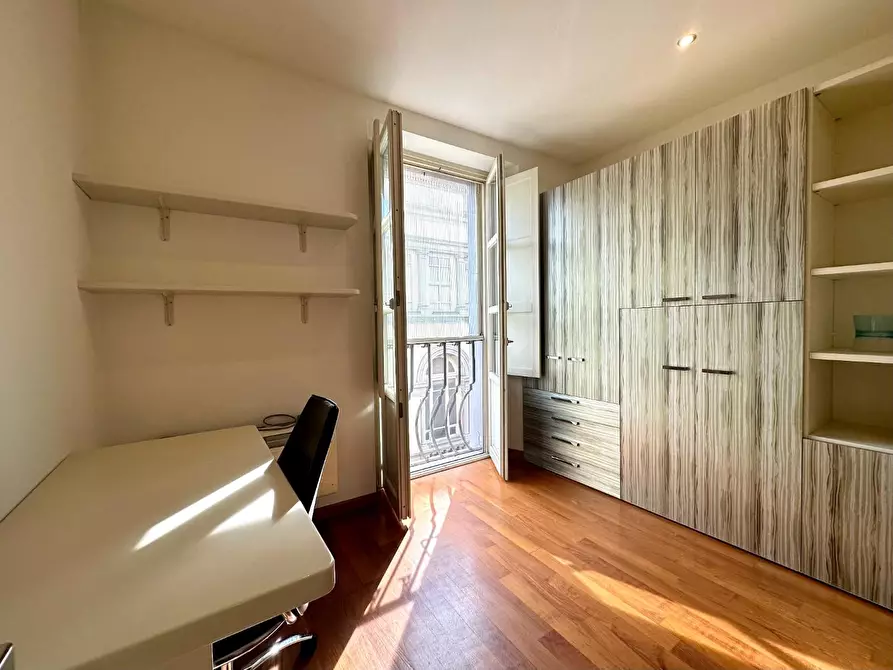 Immagine 14 di Appartamento in vendita  a Lucca