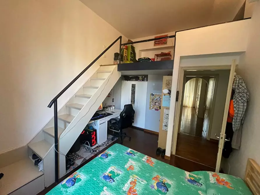 Immagine 10 di Appartamento in vendita  a Poggibonsi