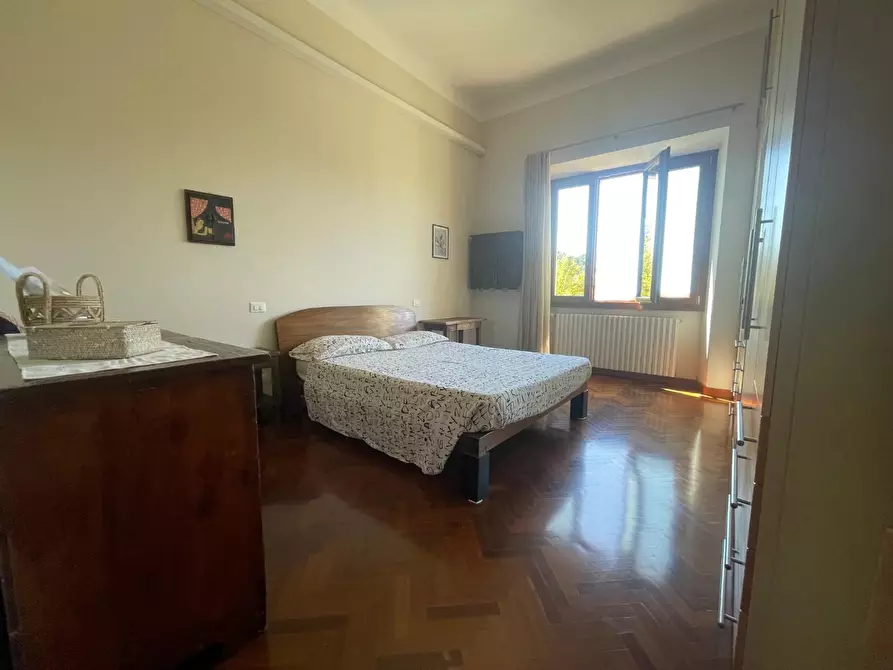 Immagine 8 di Appartamento in vendita  a Poggibonsi