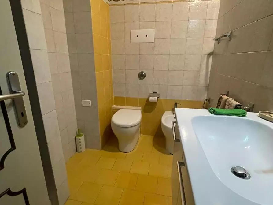 Immagine 12 di Appartamento in vendita  a Poggibonsi