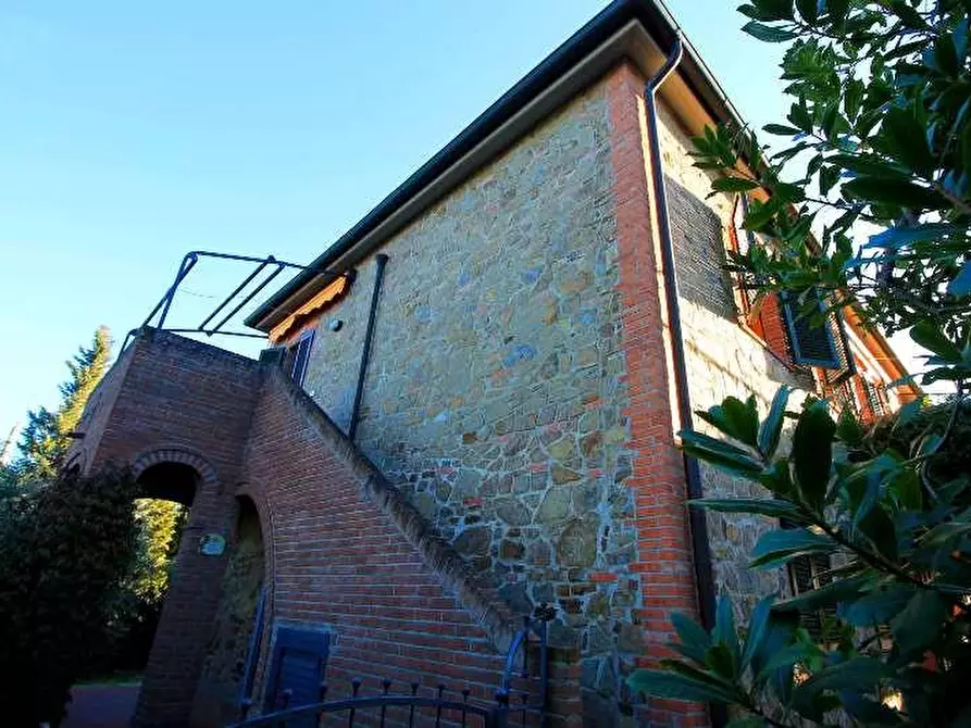 Immagine 2 di Appartamento in vendita  a Montaione