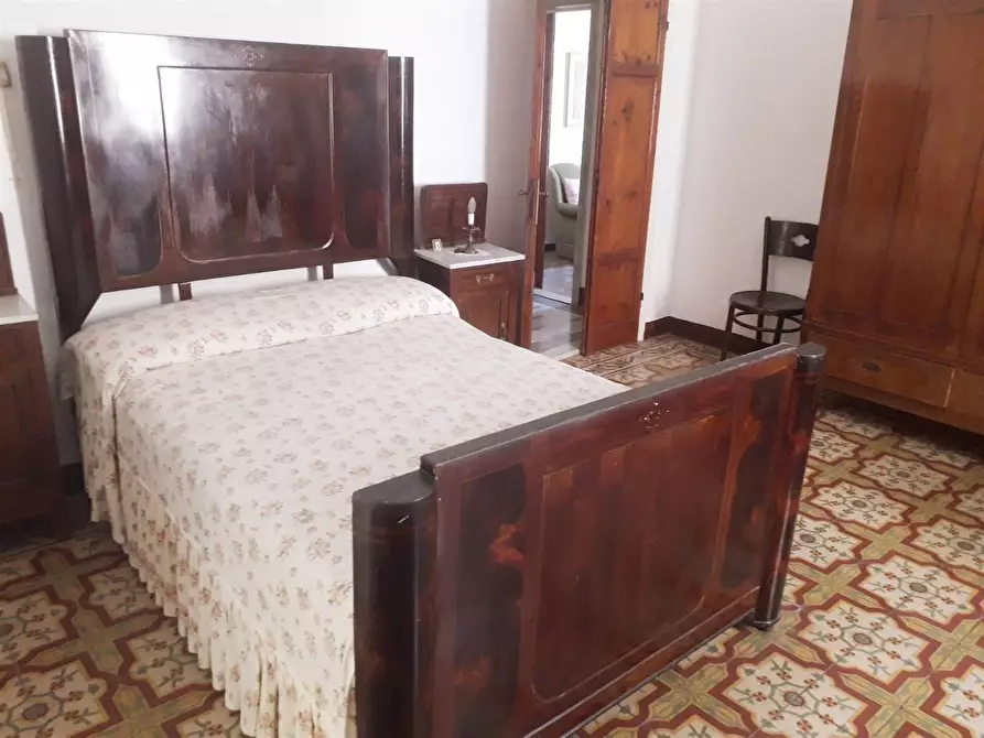 Immagine 5 di Appartamento in vendita  a Carrara