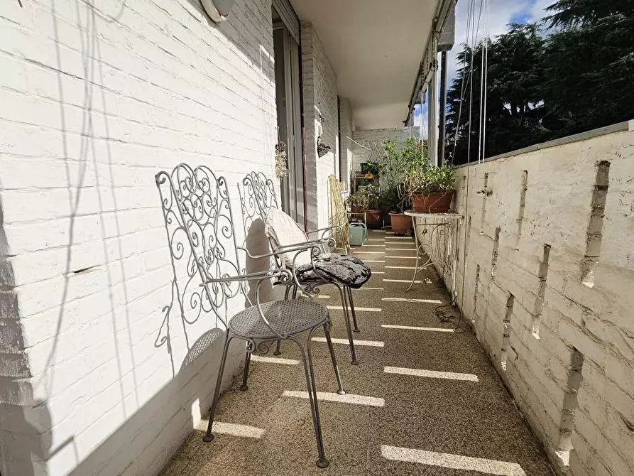 Immagine 8 di Appartamento in vendita  a Massa