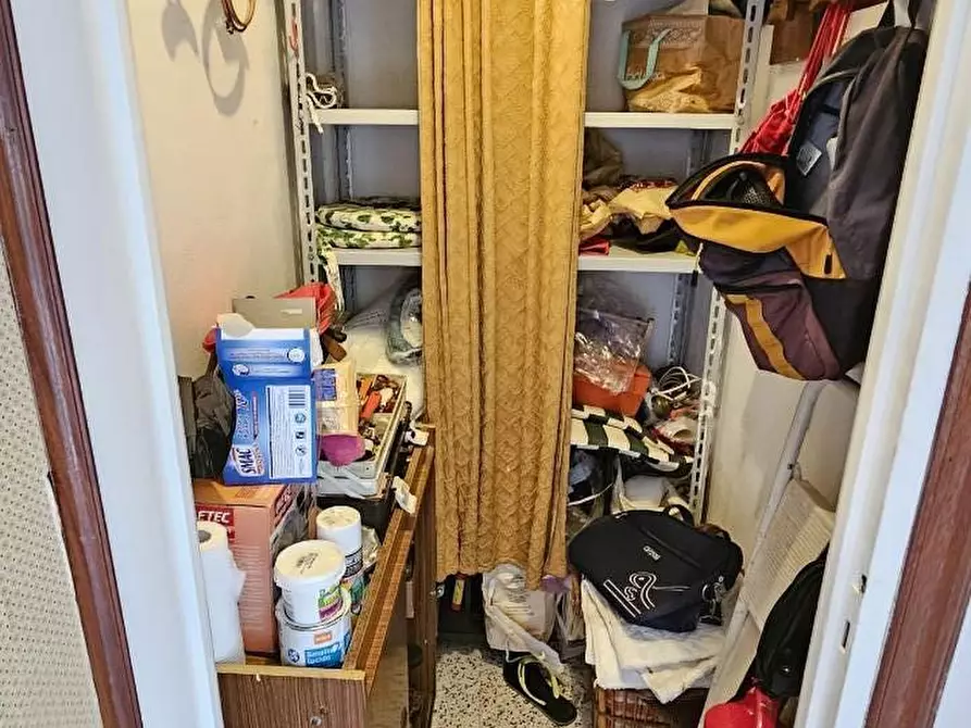 Immagine 21 di Appartamento in vendita  a Massa